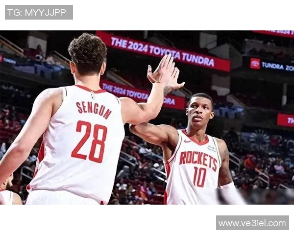 2015年NBA火箭与魔术精彩对决回顾及赛季表现分析 2015年NBA火箭与魔术精彩对决回顾及赛季表现分析