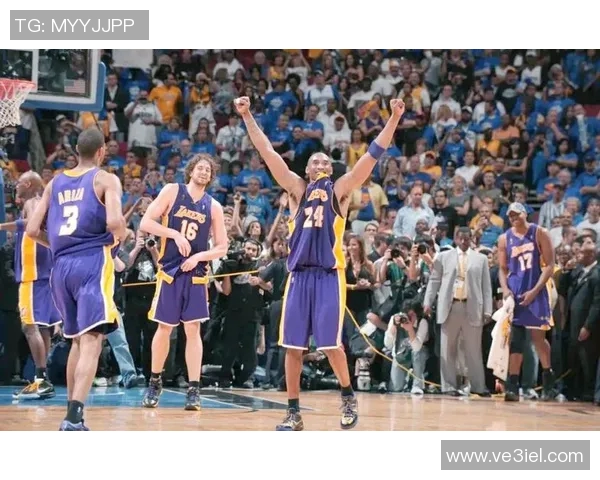 02赛季火箭与湖人激战回顾：经典对决与传奇球员的巅峰对抗