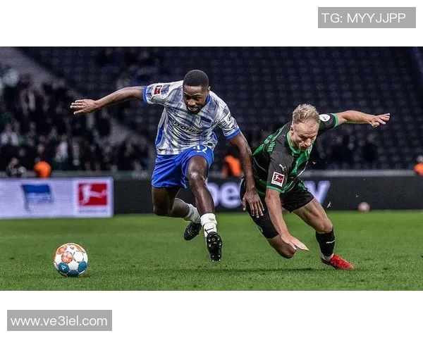 埃因霍温与坎布尔激战正酣赛况分析与精彩瞬间回顾 埃因霍温与坎布尔激战正酣赛况分析与精彩瞬间回顾