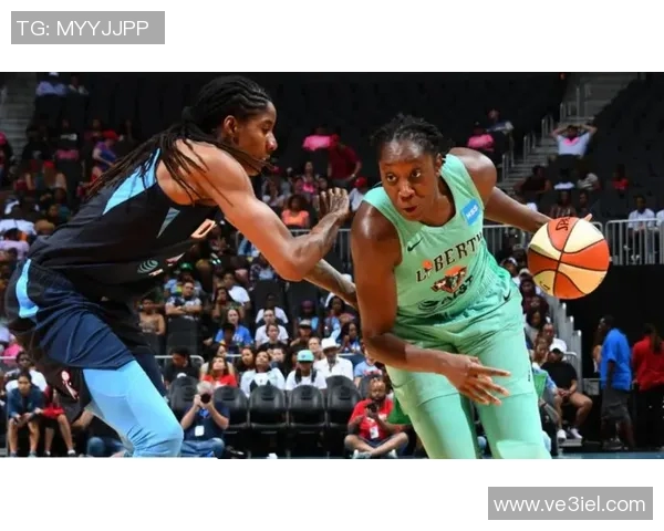 自由人与飞马的巅峰对决探索勇气与梦想的交汇之路 自由人与飞马的巅峰对决探索勇气与梦想的交汇之路