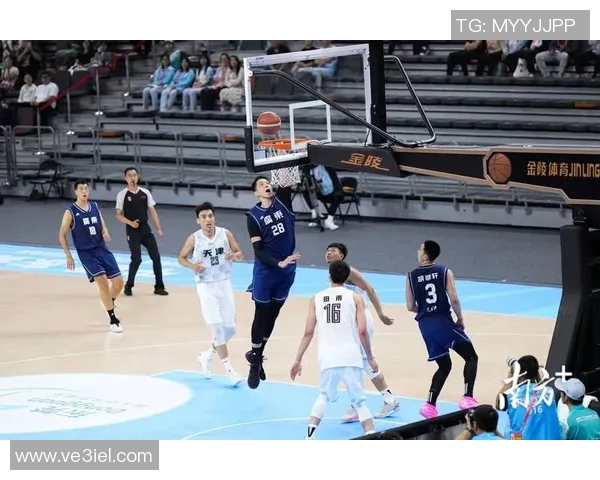 2011年CBA季后赛广东队与江苏队激战回顾精彩瞬间与关键时刻分析