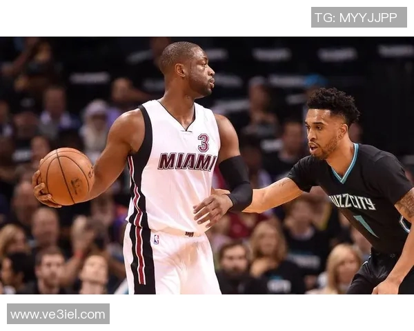 2012年黄蜂队与老鹰队激战回顾精彩瞬间与赛季亮点分析