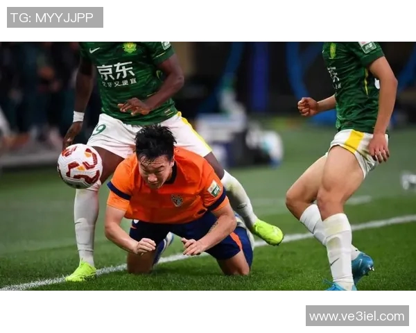 27国安迎战力帆决战中超赛场展现球队实力与激情 27国安迎战力帆决战中超赛场展现球队实力与激情